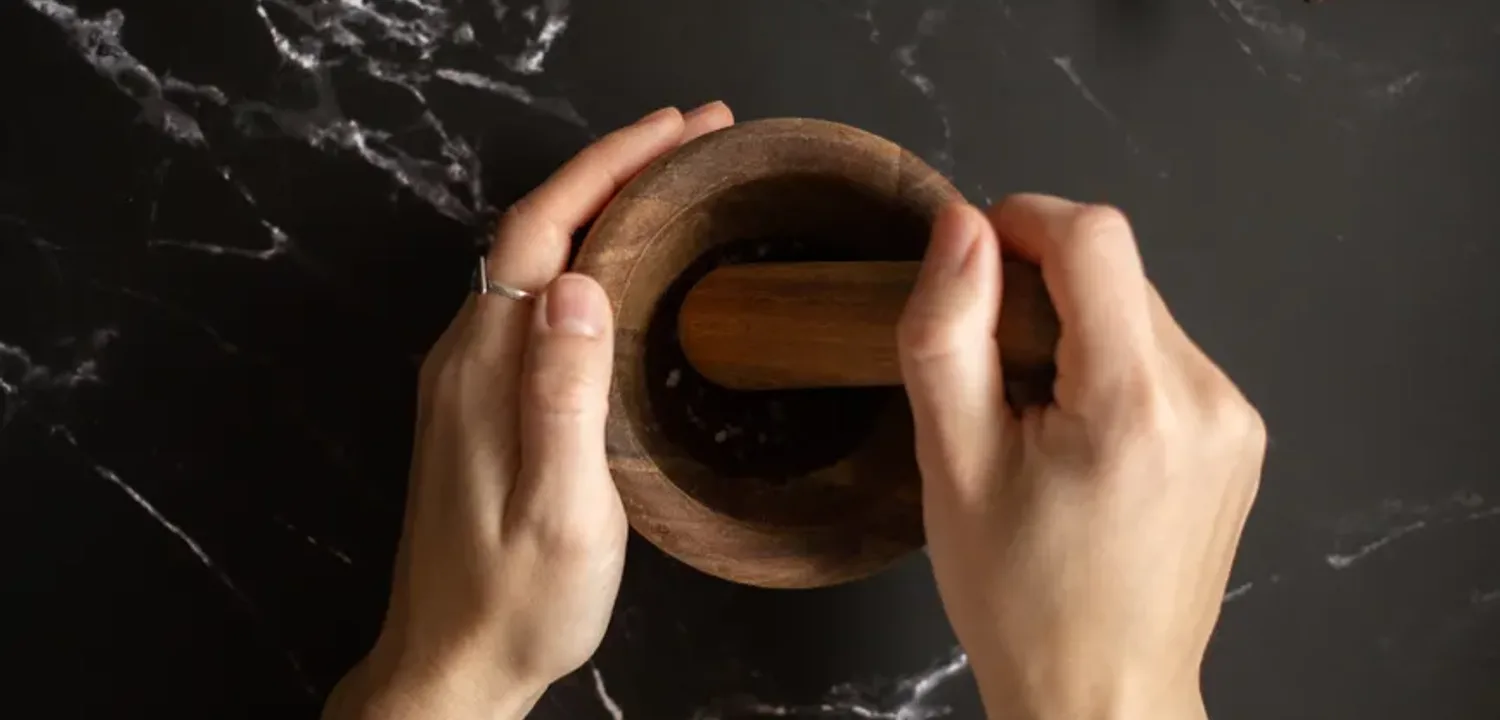 Domowy peeling do ciała: proste przepisy z kuchni